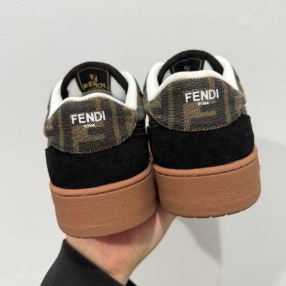 Fendi Match Tobacco Monogram - Picture 4 of 7